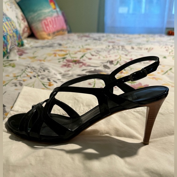 Stuart Weitzman, Operetta, black patent leather sandals size 9M. - Picture 2 of 8
